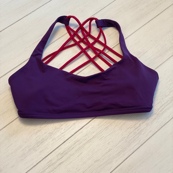 Lululemon Free to be bra - Picture 1 of 5